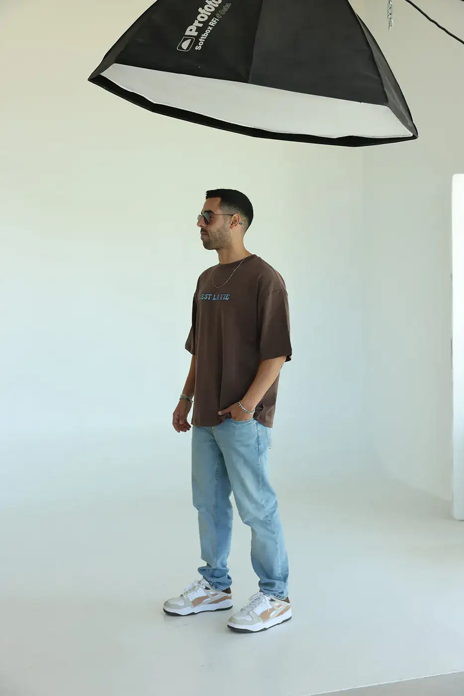 טישרט אוברסייז יוניסקס חום שוקולד