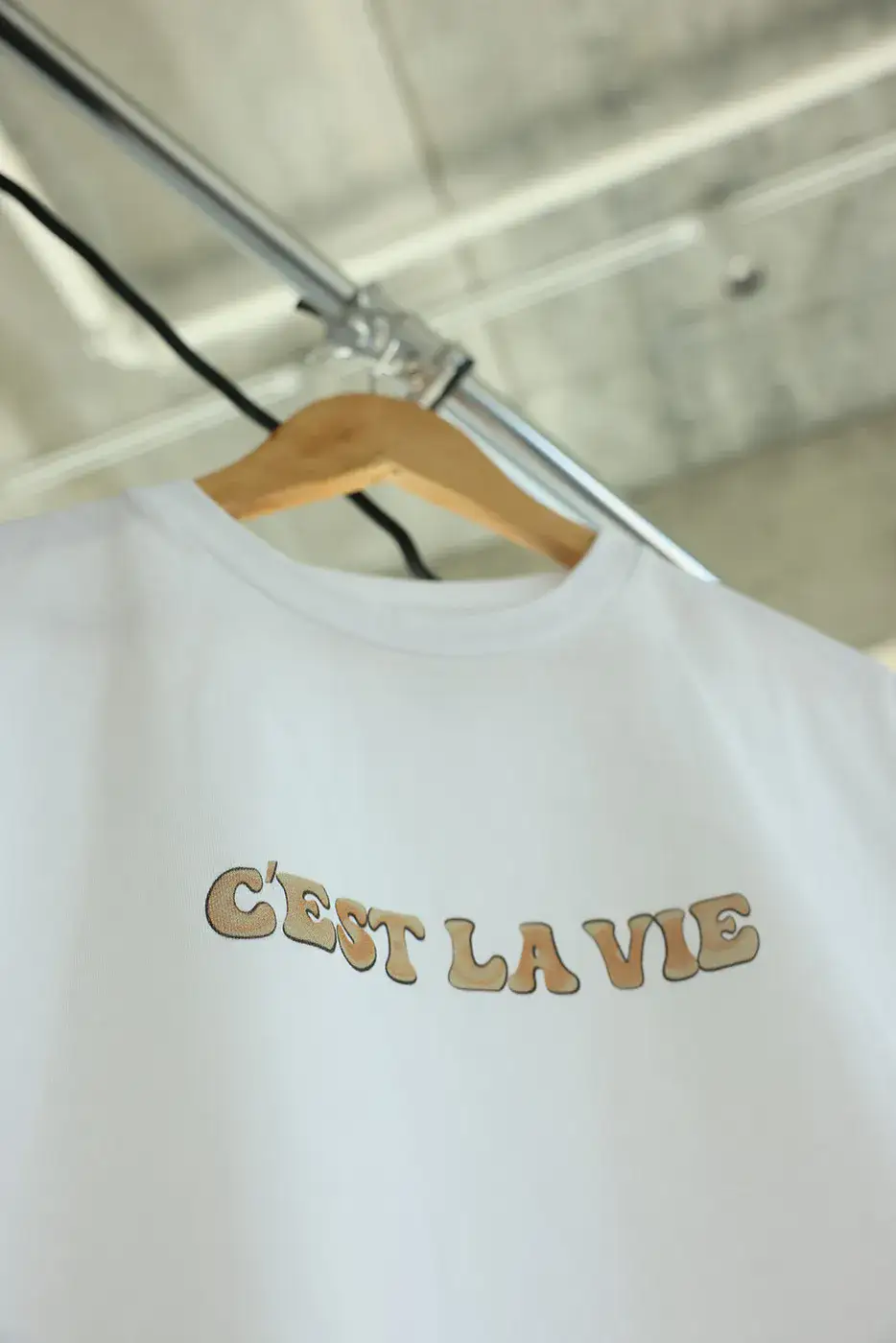 טישרט אוברסייז יוניסקס לבן