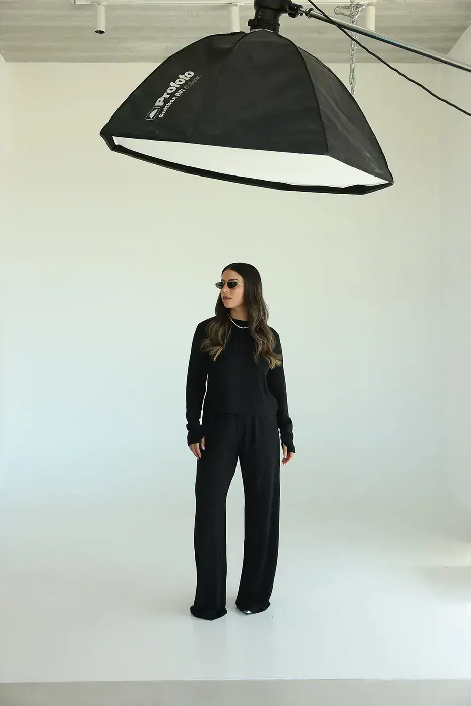 חליפת אוברסייז צבע שחור