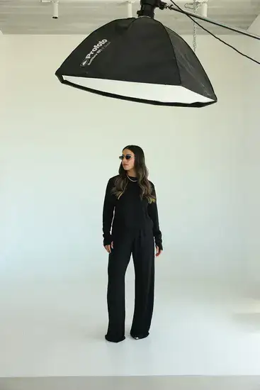 חליפת אוברסייז צבע שחור